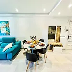 Apartment Sweet Colon *